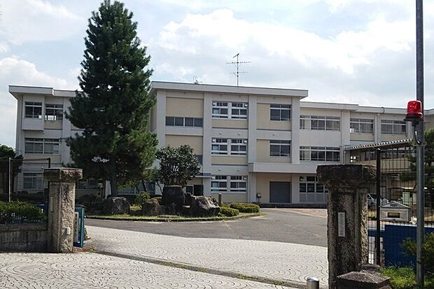 青木小学校（約1,280m）