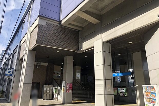 東山線「本郷」駅 徒歩9分
名古屋駅まで約25分で直通運行。朝のラッシュ時には2分間隔で運行しています。地下鉄なので天候の影響を受けにくく、名古屋市の主要交通網です。