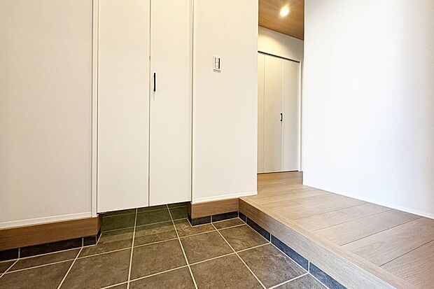 【玄関】□Photo/1号地玄関□