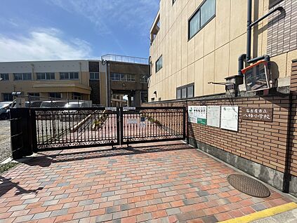 八幡小学校 650ｍ～750ｍ(徒歩9分～10分)
