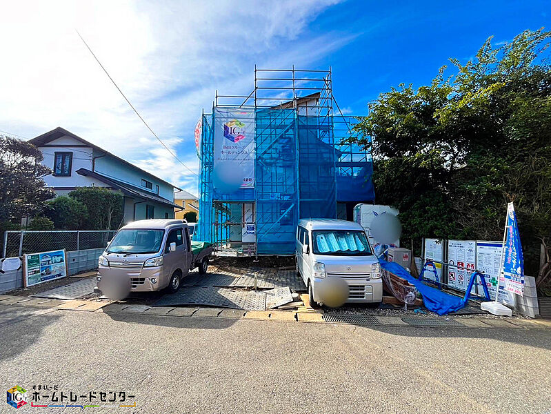 閑静な住宅地で子育て家族にピッタリ。毎日のお散歩も快適な緑に恵まれたエリアで、自然に包まれた穏やかな暮らしを実現するための、ゆとりある住環境が整っています。緑の潤いを感じながらホッと生活できそう。