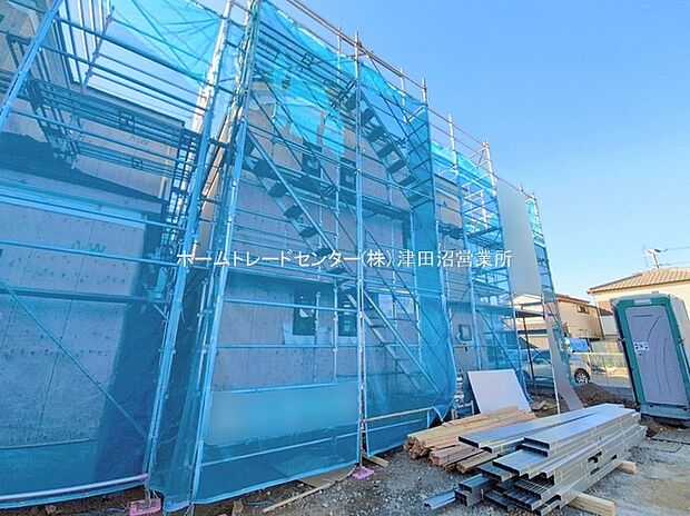 【現地外観写真】
当物件のご案内につきましては、営業スタッフが丁寧に御対応します♪休日、お仕事帰りなど、ご都合に合わせていつでもご案内いたします♪周辺環境と併せて、実際に現地をご確認ください♪
