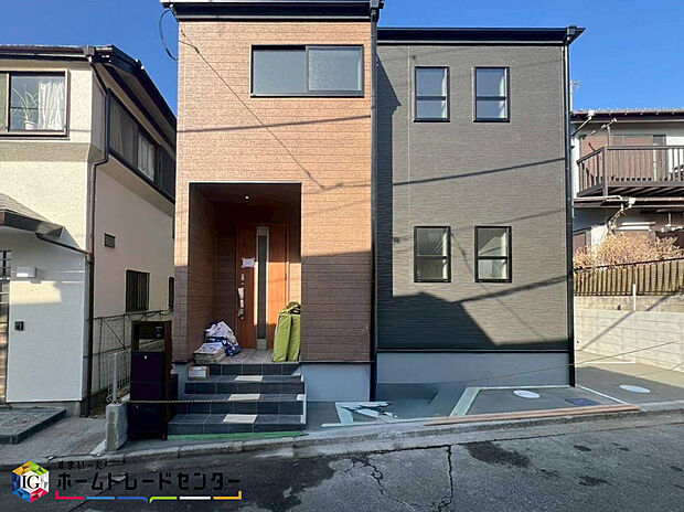 当物件のご案内につきましては、営業スタッフが丁寧に御対応します♪休日、お仕事帰りなど、ご都合に合わせていつでもご案内いたします♪周辺環境と併せて、実際に現地をご確認ください♪

