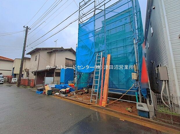 ◎カースペース2台可能♪
◎前面道路は車通りが多くないので、お車の出し入れもラクラクです♪