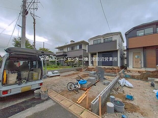【現地外観写真】当物件のご案内につきましては、営業スタッフが丁寧に御対応します♪休日、お仕事帰りなど、ご都合に合わせていつでもご案内いたします♪周辺環境と併せて、実際に現地をご確認ください♪