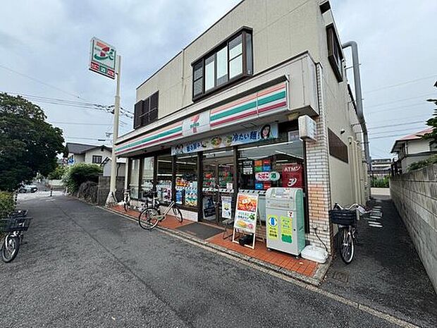 セブンイレブン検見川浜店（約594m）