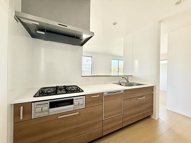 ■シンプルで機能的、毎日使いやすいキッチン