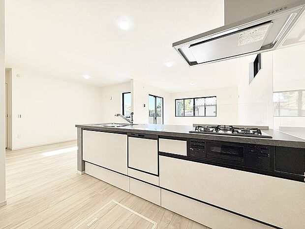 ■美味しい時間が生まれる、笑顔あふれるキッチン