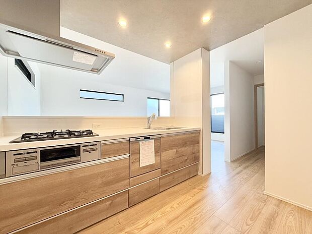 ■家族の絆を深める、温もりのあるキッチン