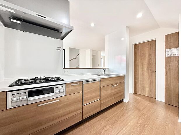 ■シンプルで美しく心地よい時間を生むキッチン空間