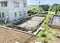 京王線「聖蹟桜ヶ丘」駅 徒歩15分