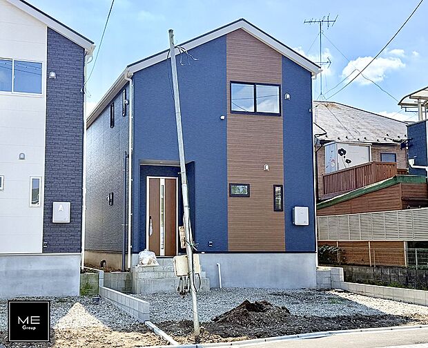 【現地外観写真】1号棟  ■家族みんなが笑顔で過ごせる、安心感のある住まい