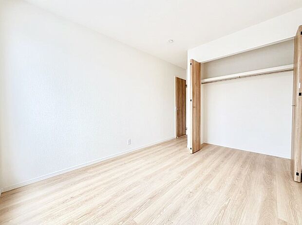 【子供部屋】■仕事や勉強のスペースに使うことで、集中しやすく静かな環境が整います