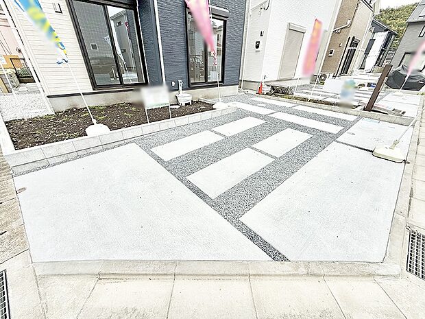 【駐車場】1号棟  ■快適な駐車スペースで安心