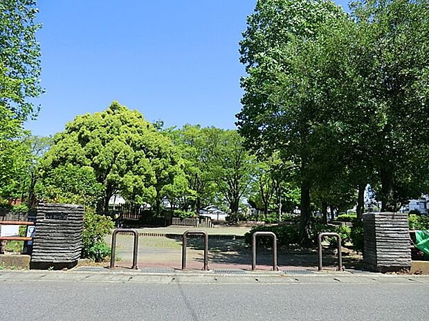 四十瀬川公園（約400m・徒歩5分）