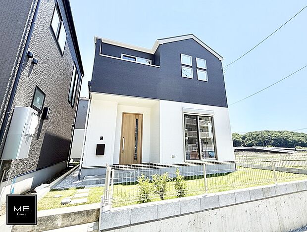 【現地外観写真】■暮らしを豊かにする充実した仕様設備で快適に