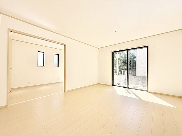 【ダイニング】■ふとした瞬間に幸せを感じる、心地よい場所