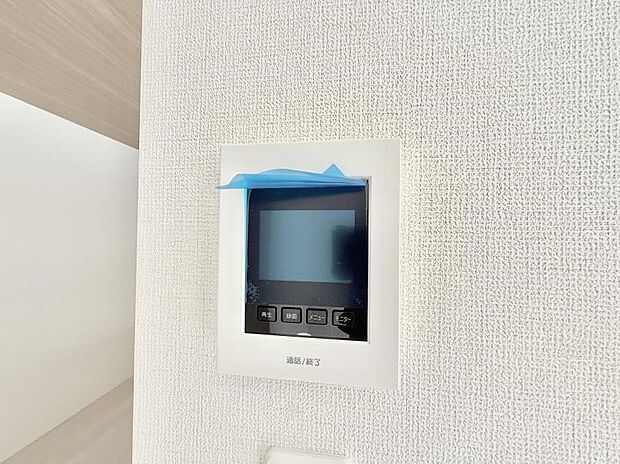 【TVモニター付インターフォン】■訪問者を確認できて安心感が増します