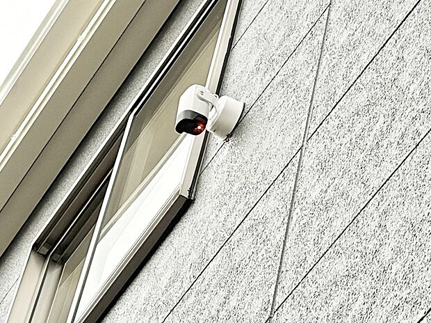 【防犯カメラ】■防犯カメラがあると、犯罪の抑止になるので安心です。