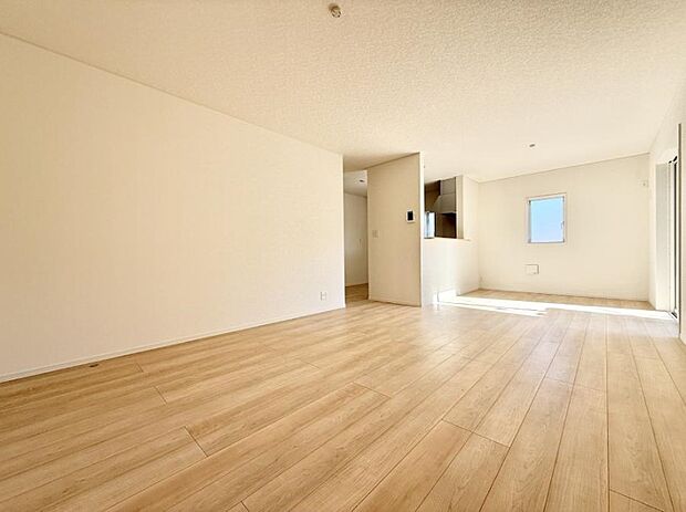 【ダイニング】■ふとした瞬間に幸せを感じる、心地よい場所