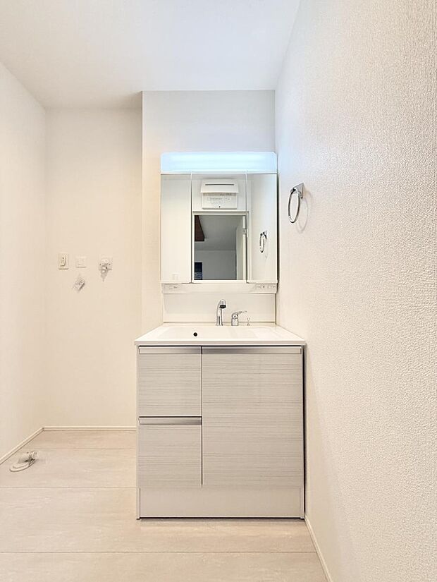 【洗面台・洗面所】■清潔感があり、気持ちよく使えます