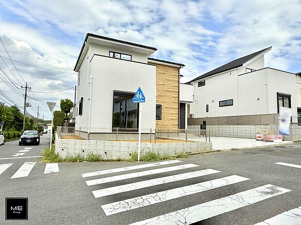 【現地外観写真】■新しい暮らしが始まる場所で、家族の絆を深める