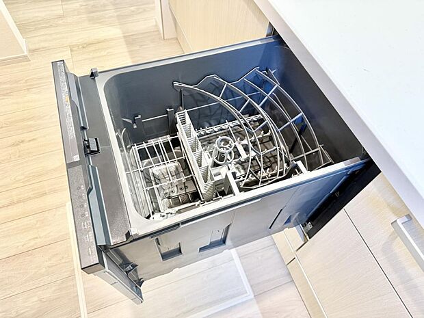 【食洗機】■手間なく洗浄!食器をピカピカに仕上げてくれます