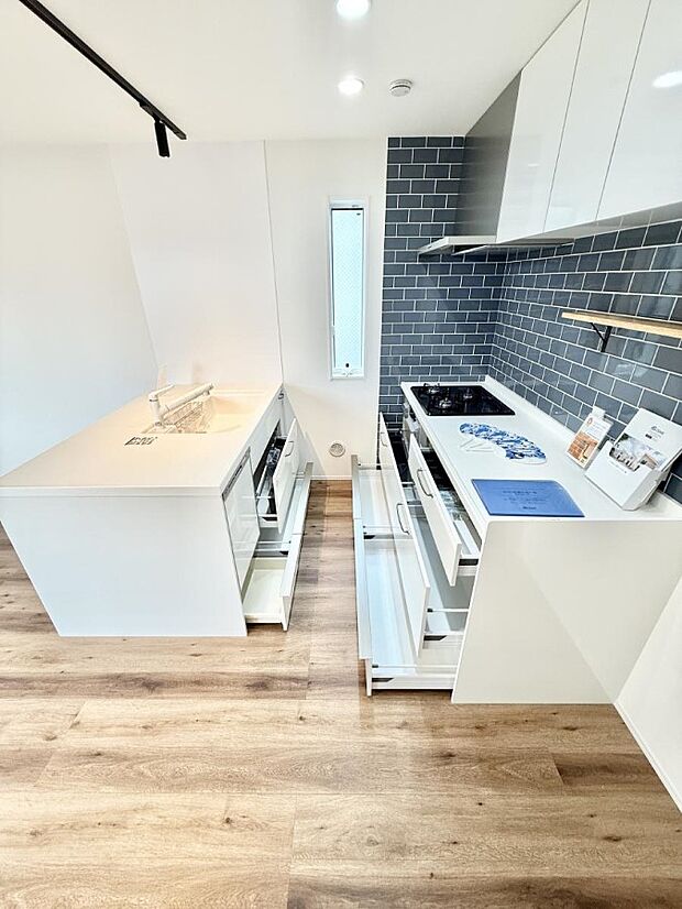 【キッチン】■料理がもっと楽しくなる、快適なキッチン空間