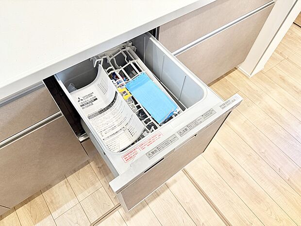 【食洗機】■食後の片づけも食洗器があれば時短に。ご家族との時間を増やせます