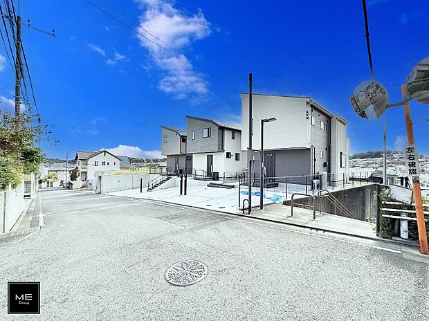 【前面道路含む現地写真】■新しい時代の息吹を感じる、心地よい環境