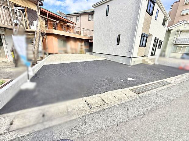 【駐車場】■快適な駐車スペースで安心