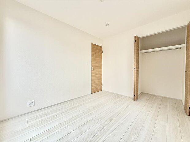 【子供部屋】■仕事や勉強のスペースに使うことで、集中しやすく静かな環境が整います