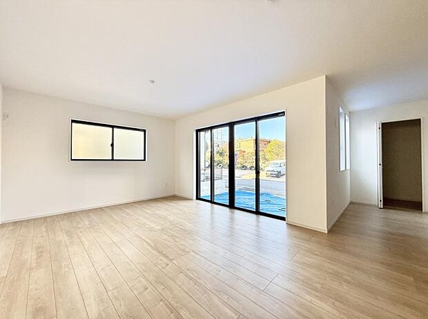 【リビング】■自然と会話が生まれる、心地よいひととき