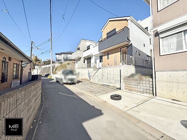 【前面道路含む現地写真】■新しい住まい、街の新しい風景