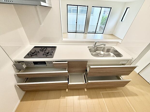 【キッチン】■アイデア広がる、クリエイティブな料理空間