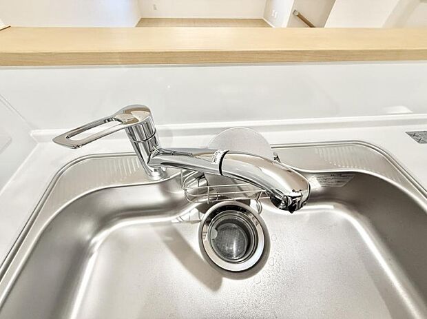 【浄水器】■清潔でおいしい水を手軽に供給してくれます