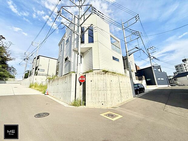 【前面道路含む現地写真】■新しい住まい、街の新しい風景