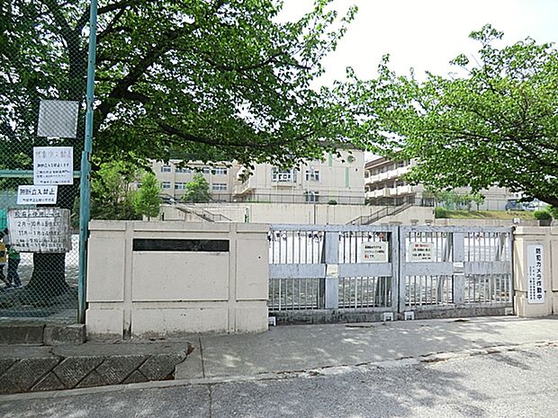 町田市立三輪小学校(約1,700m・徒歩22分)