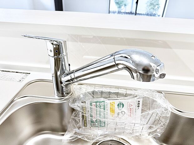 【浄水器】■清潔でおいしい水を手軽に供給してくれます