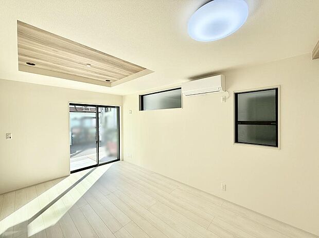 【リビングダイニング】■シンプルだけど贅沢、大切な人と過ごす心がほどける空間