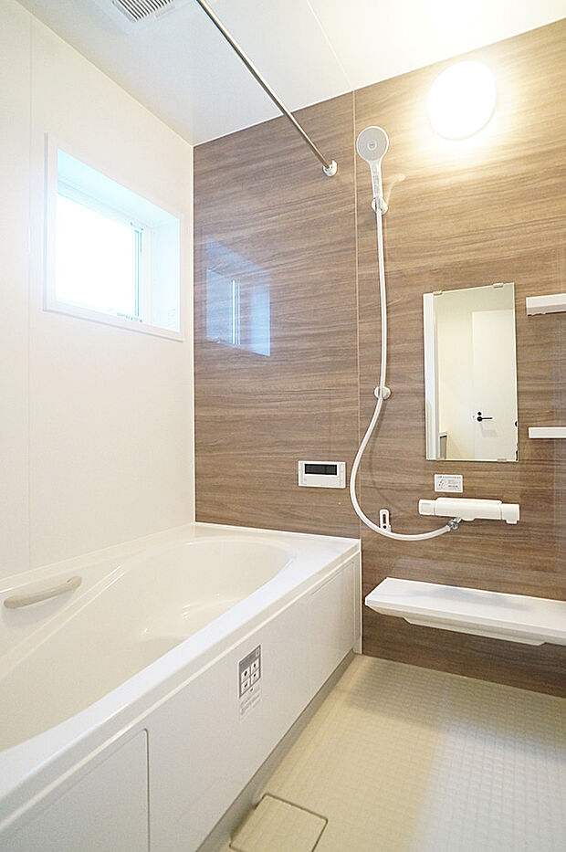 【浴室】■何気ない毎日を特別にする、癒しの空間