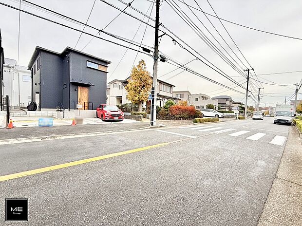 【前面道路含む現地写真】■新しい時代の息吹を感じる、心地よい環境