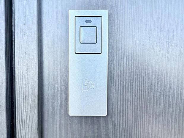 【スマートキー】■鍵を取り出さずに便利に操作できて快適