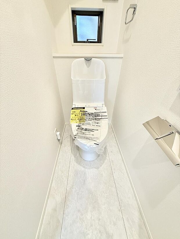 【トイレ】■毎日使う場所だからこそ、清潔感溢れる空間