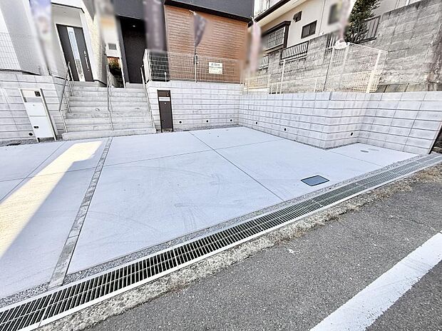 【駐車場】■毎日の駐車が快適に