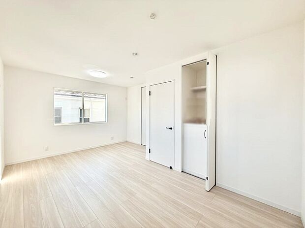 【子供部屋】■仕事や勉強のスペースに使うことで、集中しやすく静かな環境が整います