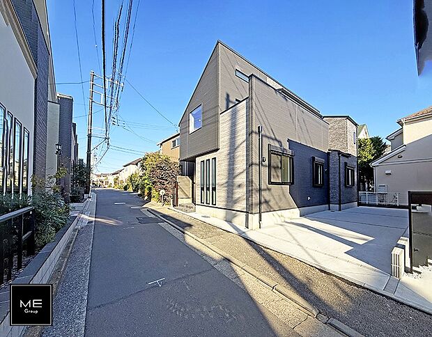 【前面道路含む現地写真】■この道を歩けば、毎日が少し特別になる