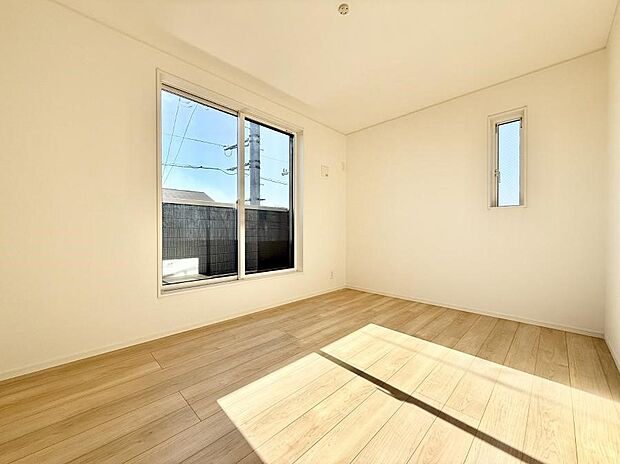 【洋室】■静かな洋室で読書や趣味に集中できる場所