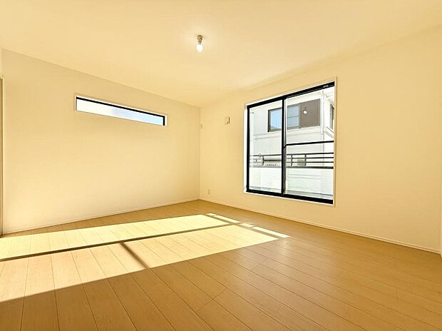 【寝室】■快適な環境で、日常の疲れを癒せる空間