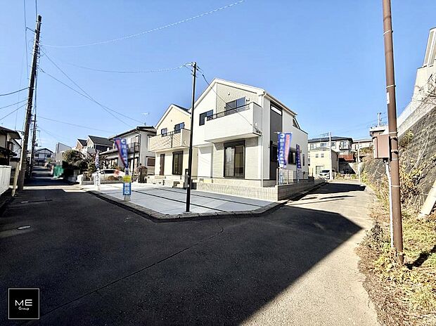 【前面道路含む現地写真】■新しい住まい、街の新しい風景